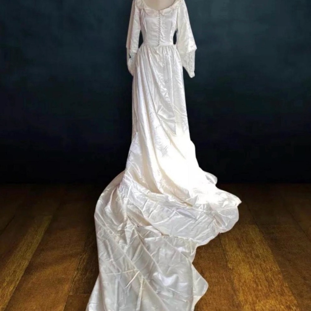 Vintage 1930s White Satin Cathedral Monarch Train Lace Sleeve Wedding Dress